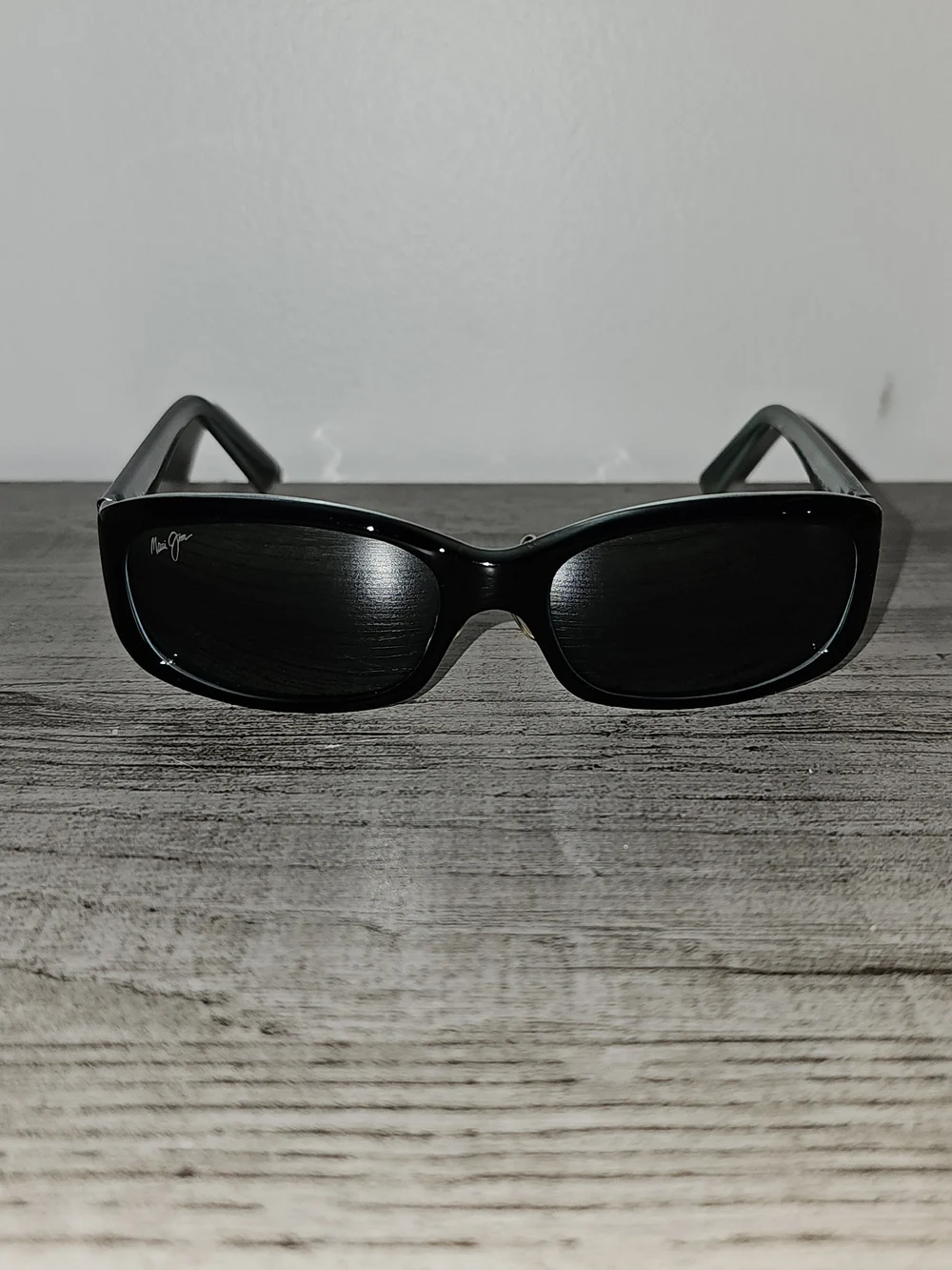 Maui Jim Women’s Black Polarized Punchbowl Rectangular Sunglasses